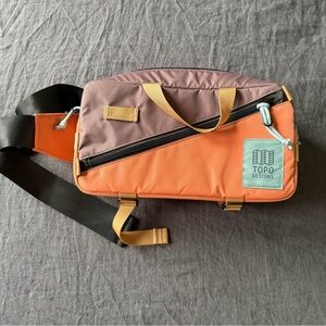 Topo Designs Quick Pack Bag in Coral/Peppercorn